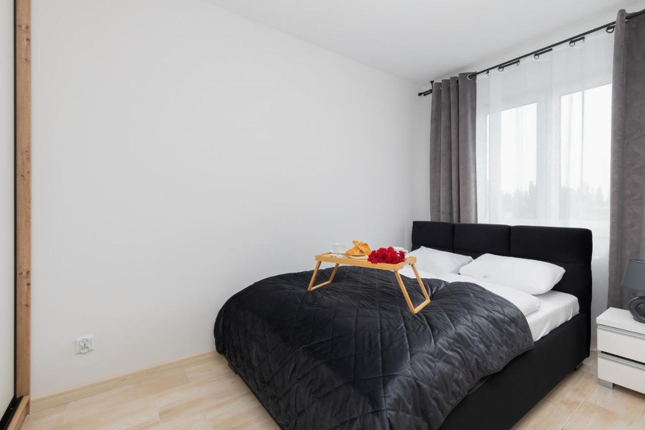 Sunny Apartments With Parking & Balcony Luzycka By Noclegi Renters Swinoujscie Exterior foto
